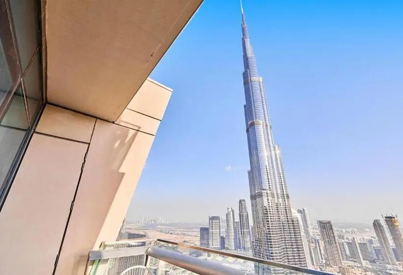 اتاق استاندارد چهارنفره با بالکن, Room In An 4br High Rise With Burj Khalifa And Fountain Views