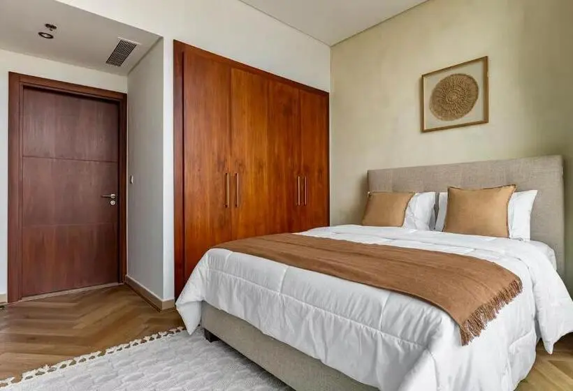 اتاق استاندارد با چشم‌انداز دریا, Room In An 4br High Rise With Burj Khalifa And Fountain Views