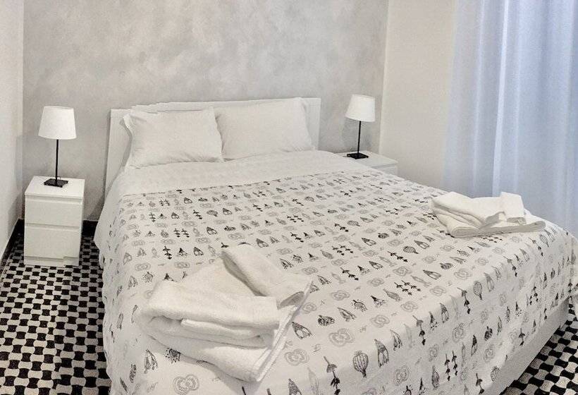 اتاق استاندارد, Central House