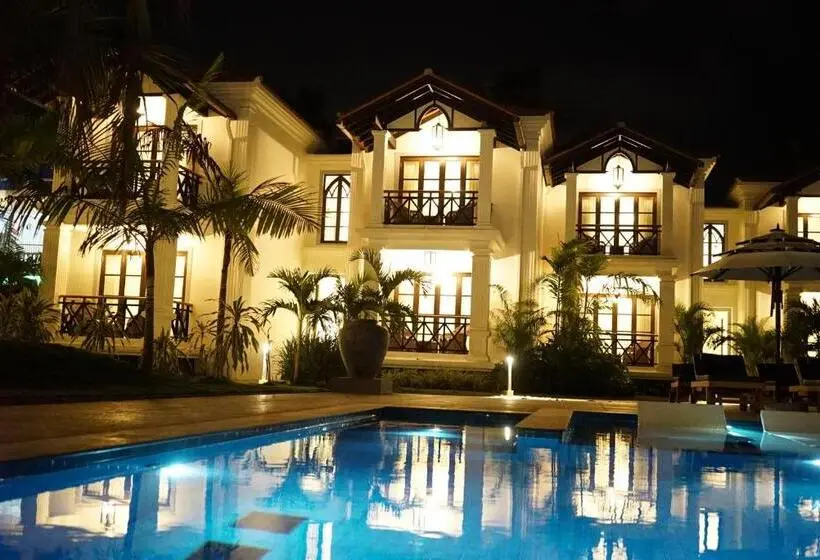 キングサイズベッドのスタンダードルーム, Andores Resort And Spa Calangute