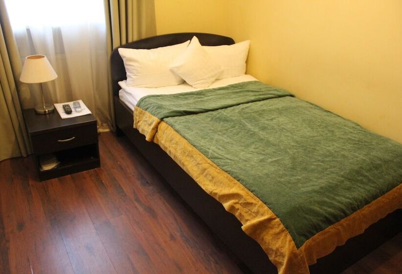 חדר אקונומי, Antis House Uninn