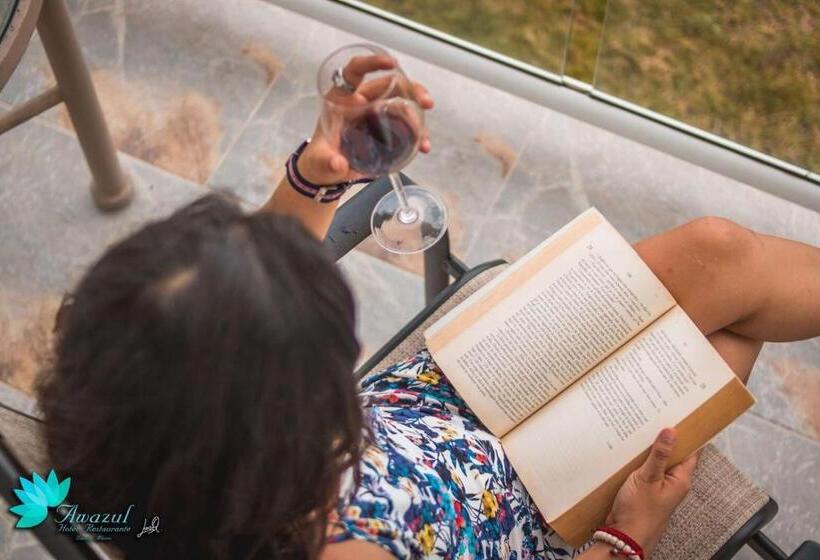 스위트 킹사이즈 침대, Awazul Bacalar