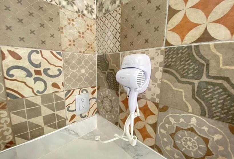 스위트 킹사이즈 침대, Awazul Bacalar