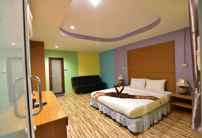 デラックスキャビン, Dong Talay Lipe Beach Resort