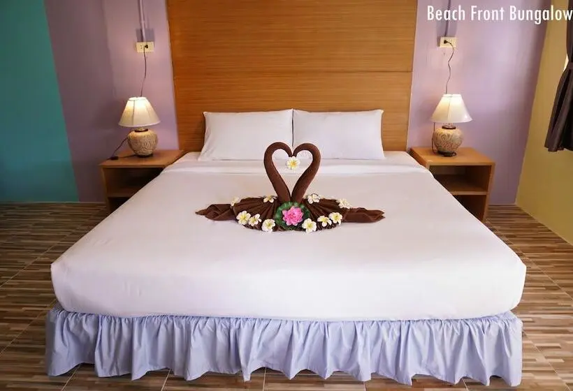 デラックスキャビン, Dong Talay Lipe Beach Resort