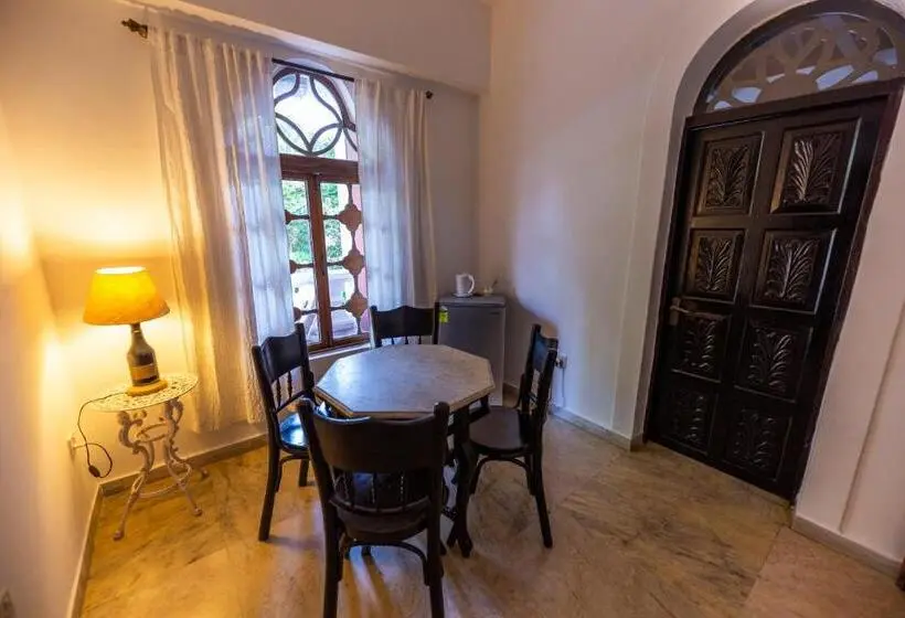 Chambre Standard Lit King Size, Marbella Guest House