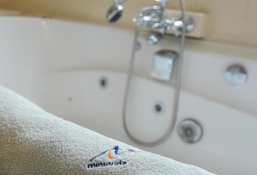 Номер Стандарт, Quinta Minuvida