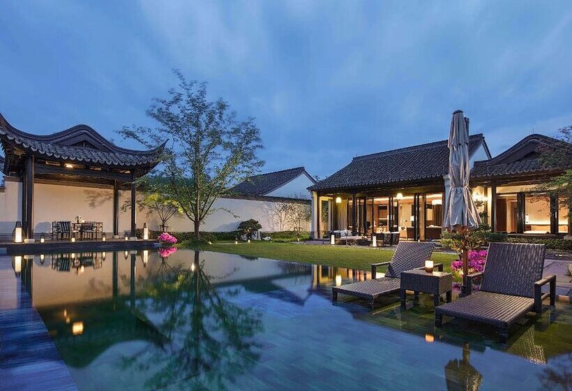 带2个卧室的别墅, Banyan Tree Anji