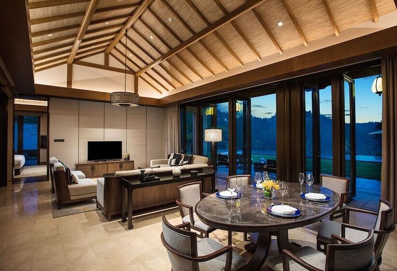 带2个卧室的别墅, Banyan Tree Anji