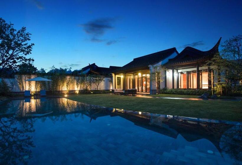 带2个卧室的别墅, Banyan Tree Anji