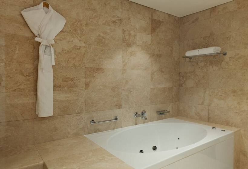 小型套房, Four Points By Sheraton Production City, Dubai