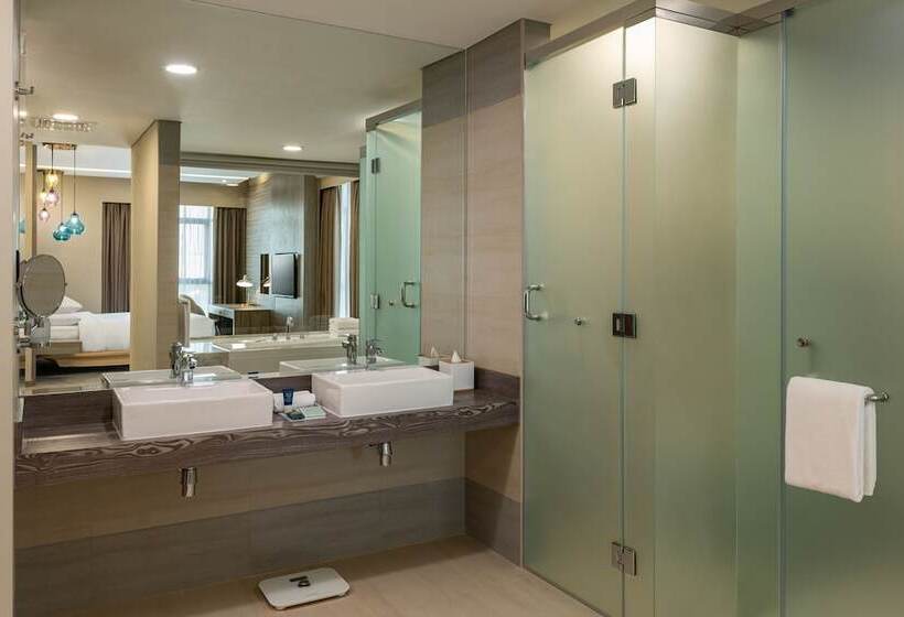 套房, Four Points By Sheraton Production City, Dubai