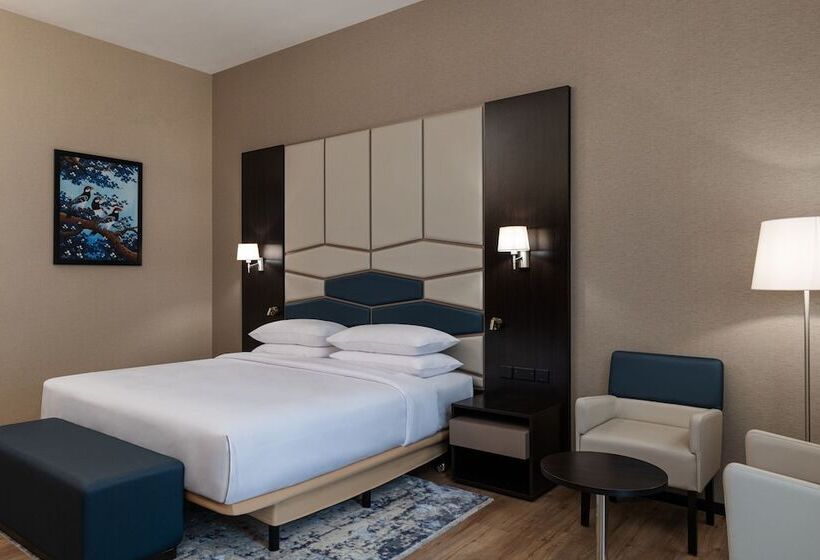 豪华房间, Four Points By Sheraton Production City, Dubai