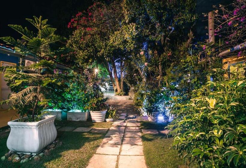 标准三人间, Pousada Cambará