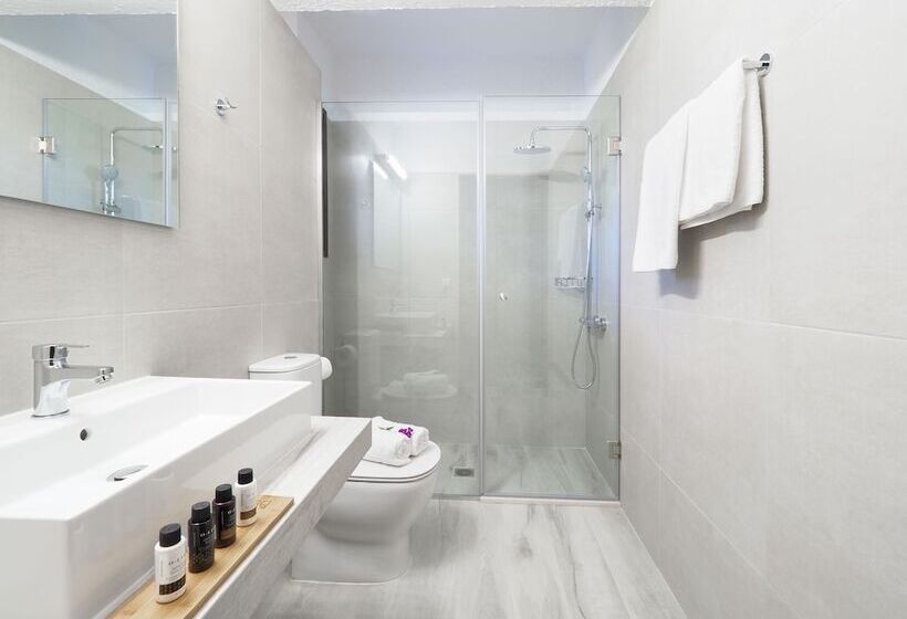 דירת חדר, Ambelos