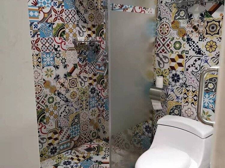 标准间, Dreamhouse Theme