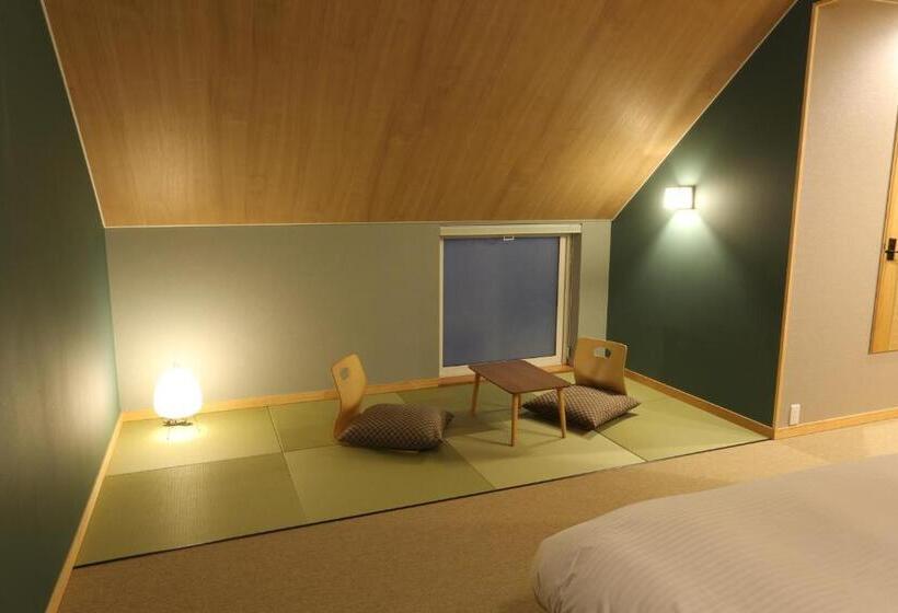 חדר סופריור, Element