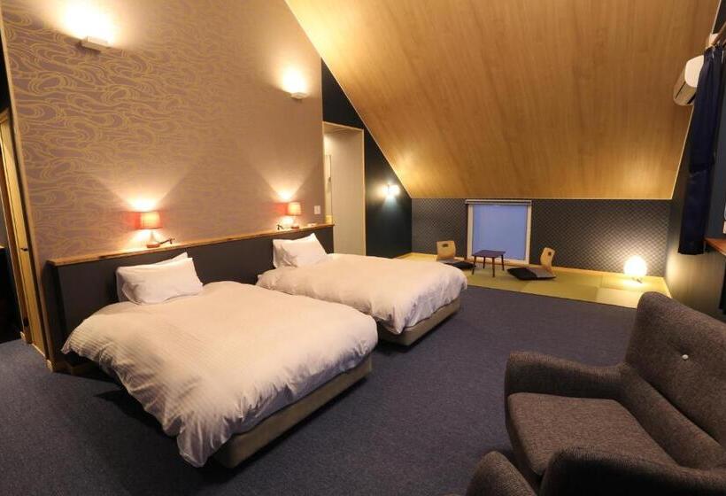 חדר דלוקס, Element