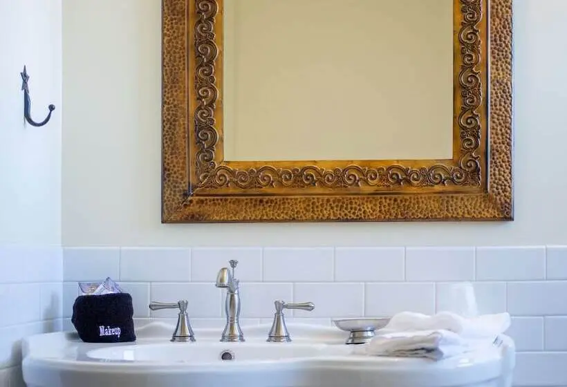 اتاق استاندارد, Sheridan Inn Best Western Signature Collection