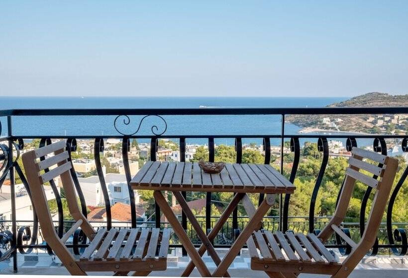Номер Стандарт Трехместный, Pefkides Aegina Boutique Apartments