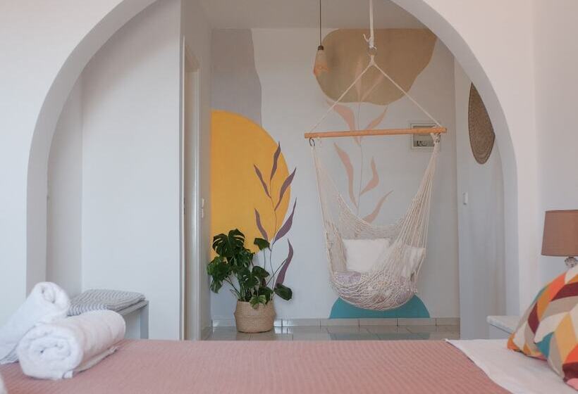 Номер Стандарт Трехместный, Pefkides Aegina Boutique Apartments