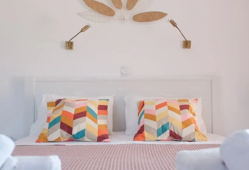 スタンダードトリプルルーム, Pefkides Aegina Boutique Apartments