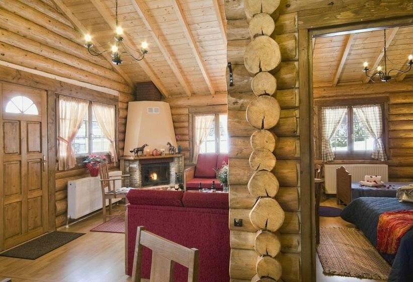 샬레, Sfendamos Wood Village