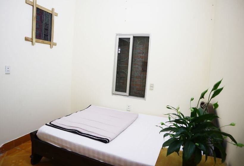 اتاق استاندارد, Ha Giang Donkey Hostel