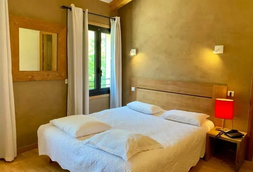 Standard Kolmen Hengen Huone, A Pasturella