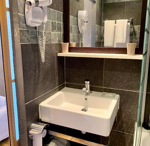 スタンダードルーム, A Pasturella