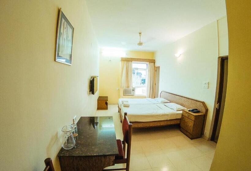 اتاق استاندارد, Arcadia