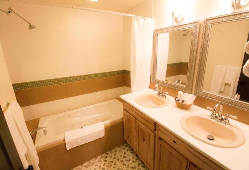 Люкс 2 Спальни, Colter's Lodge