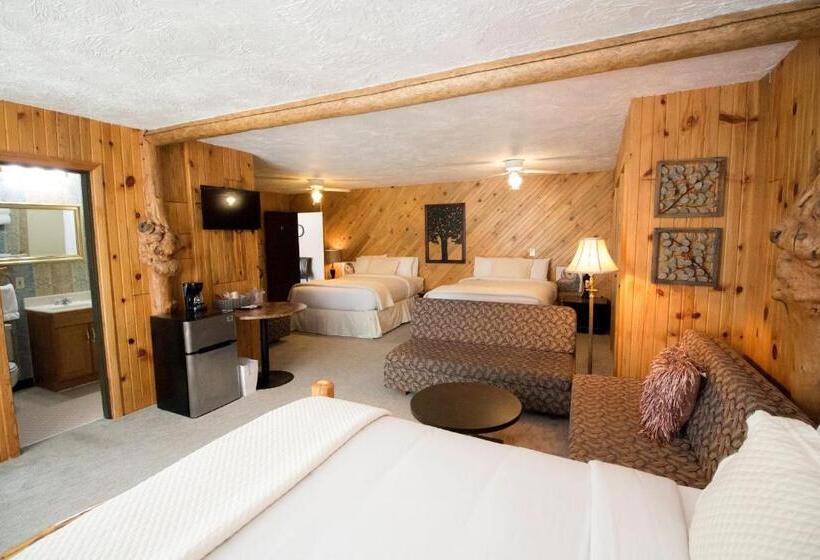 Семейный Номер Superior, Colter's Lodge