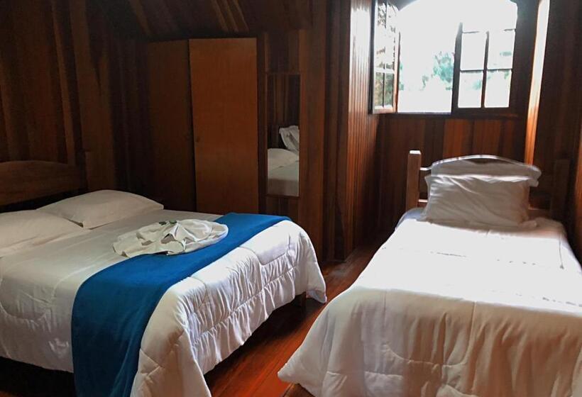 四人标准间, Pousada Da Lua