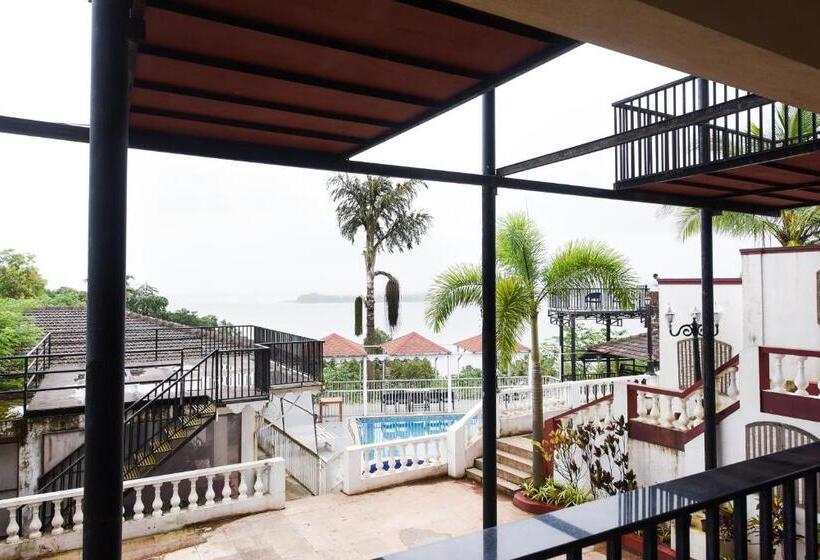 Habitación Premium Vista al Mar., Raposo Resorts