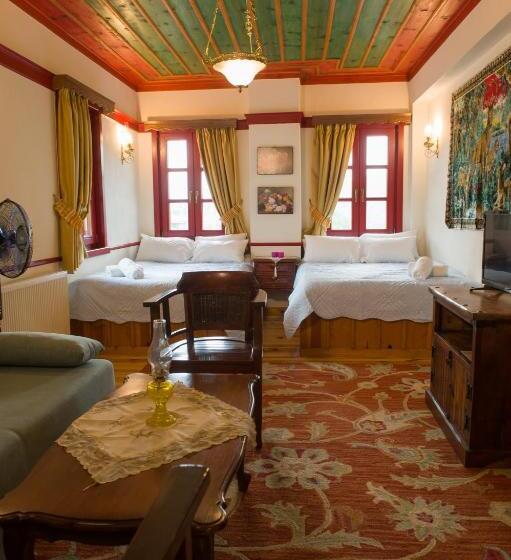 غرفة سوبيريور عائلية, Meliteion Traditional