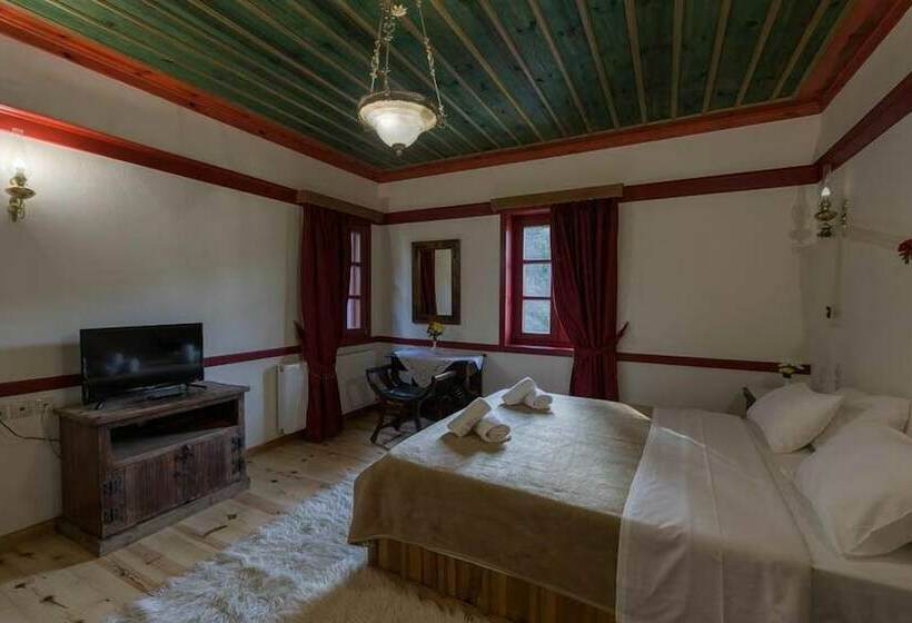 غرفة قياسية, Meliteion Traditional