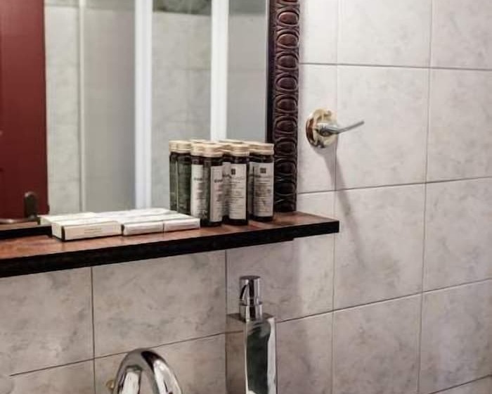 غرفة قياسية, Meliteion Traditional