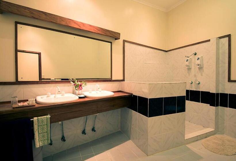 家族用バンガロー, Tawali Leisure & Dive Resort