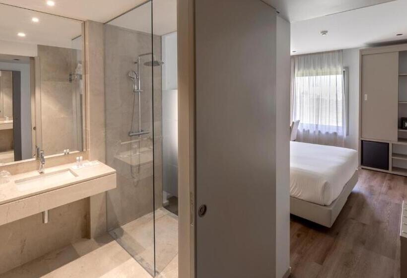 Quarto Estandar, Oporto Airport & Business