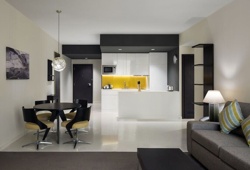 スタンダードスタジオ, Staybridge Suites Al Khobar, An Ihg