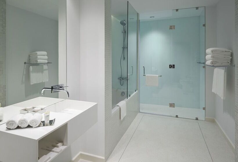 2ベッドスイートルーム, Staybridge Suites Al Khobar, An Ihg