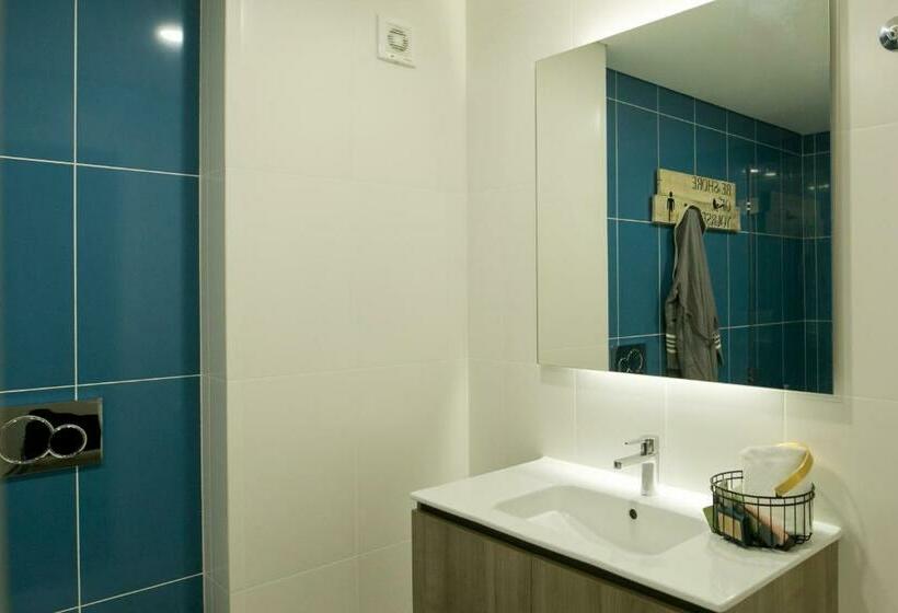 استودیوی استاندارد, You And The Sea