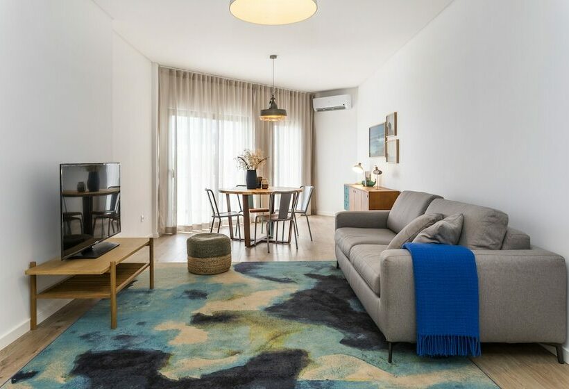 آپارتمان سوپریور 1 خوابه, You And The Sea