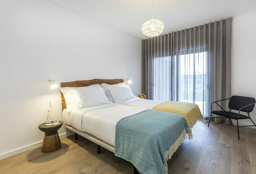 آپارتمان سوپریور 2 خوابه, You And The Sea