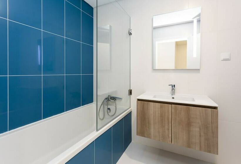 آپارتمان سوپریور 2 خوابه, You And The Sea