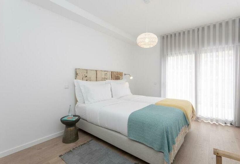 آپارتمان 3 خوابه, You And The Sea