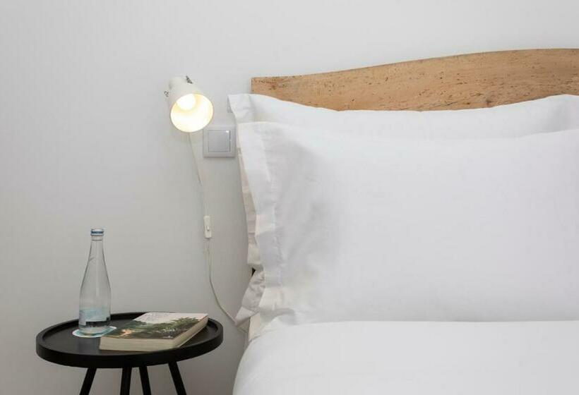 آپارتمان 3 خوابه, You And The Sea