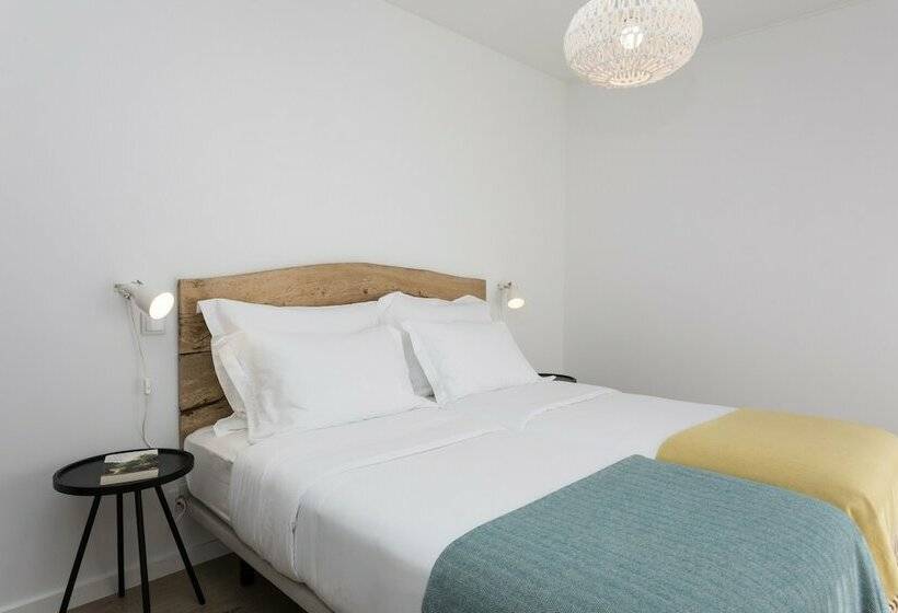 آپارتمان 3 خوابه, You And The Sea