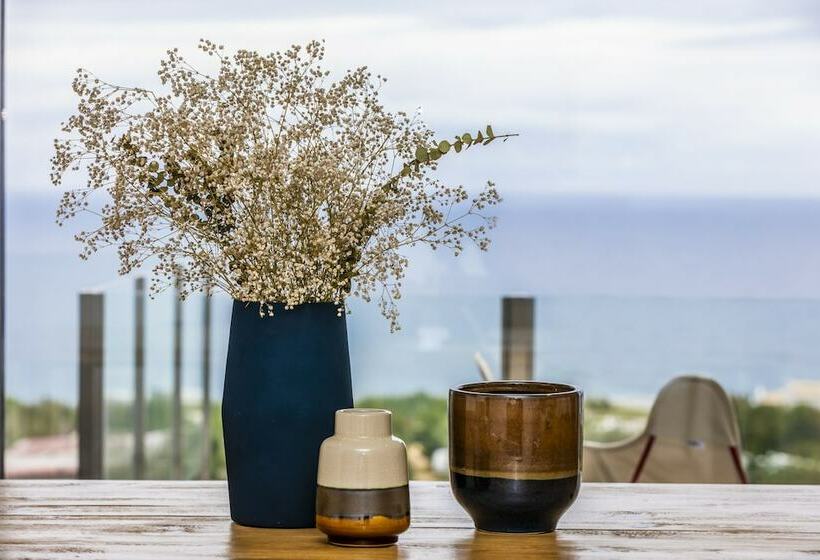 آپارتمان 3 خوابه, You And The Sea